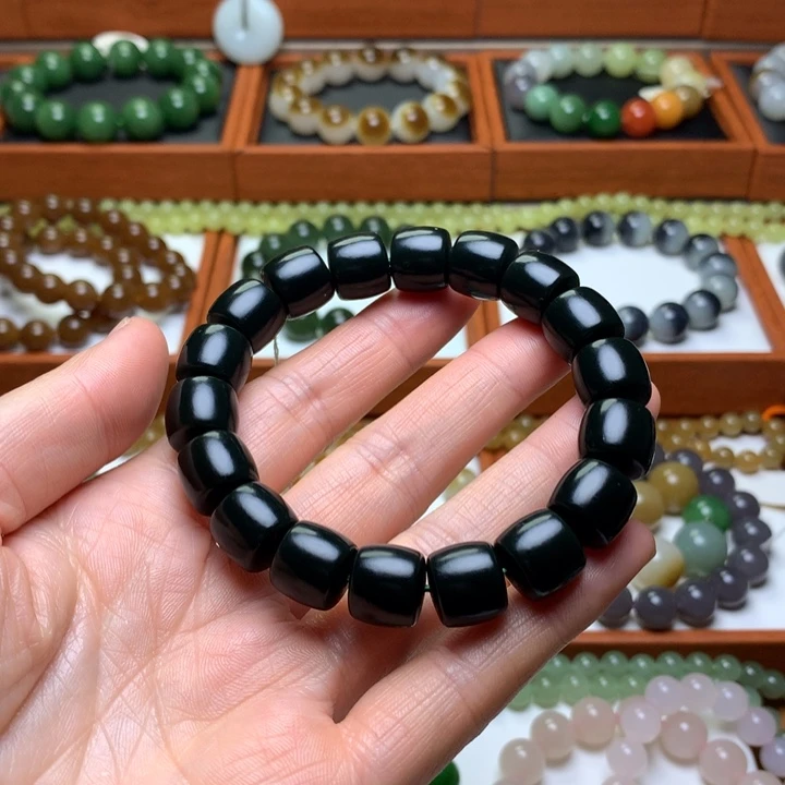 和田玉手串未镶嵌