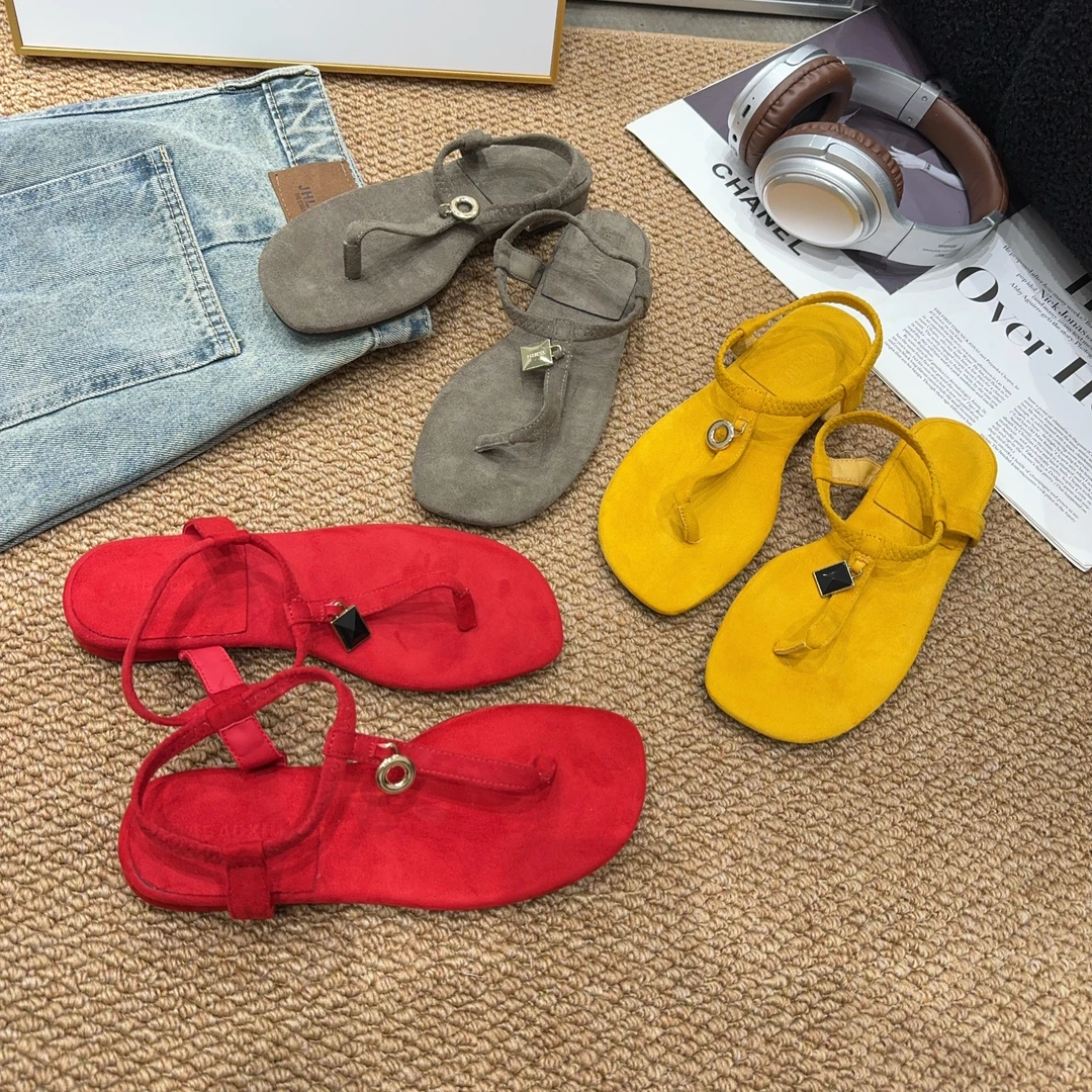 221-6 夏季新品女一字带夹脚低跟凉鞋简约时尚网红同款