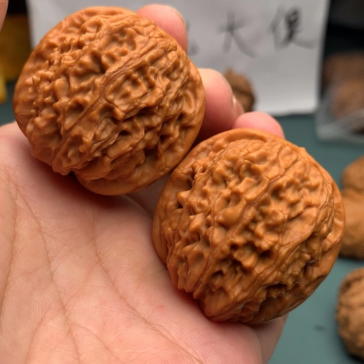 文玩核桃把件头**炸金麒麟47