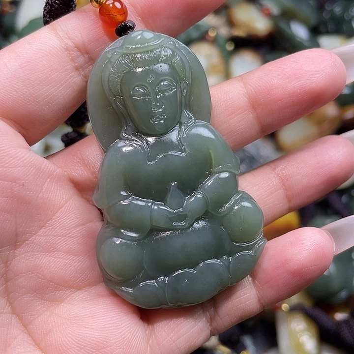 和田玉未镶嵌颈饰