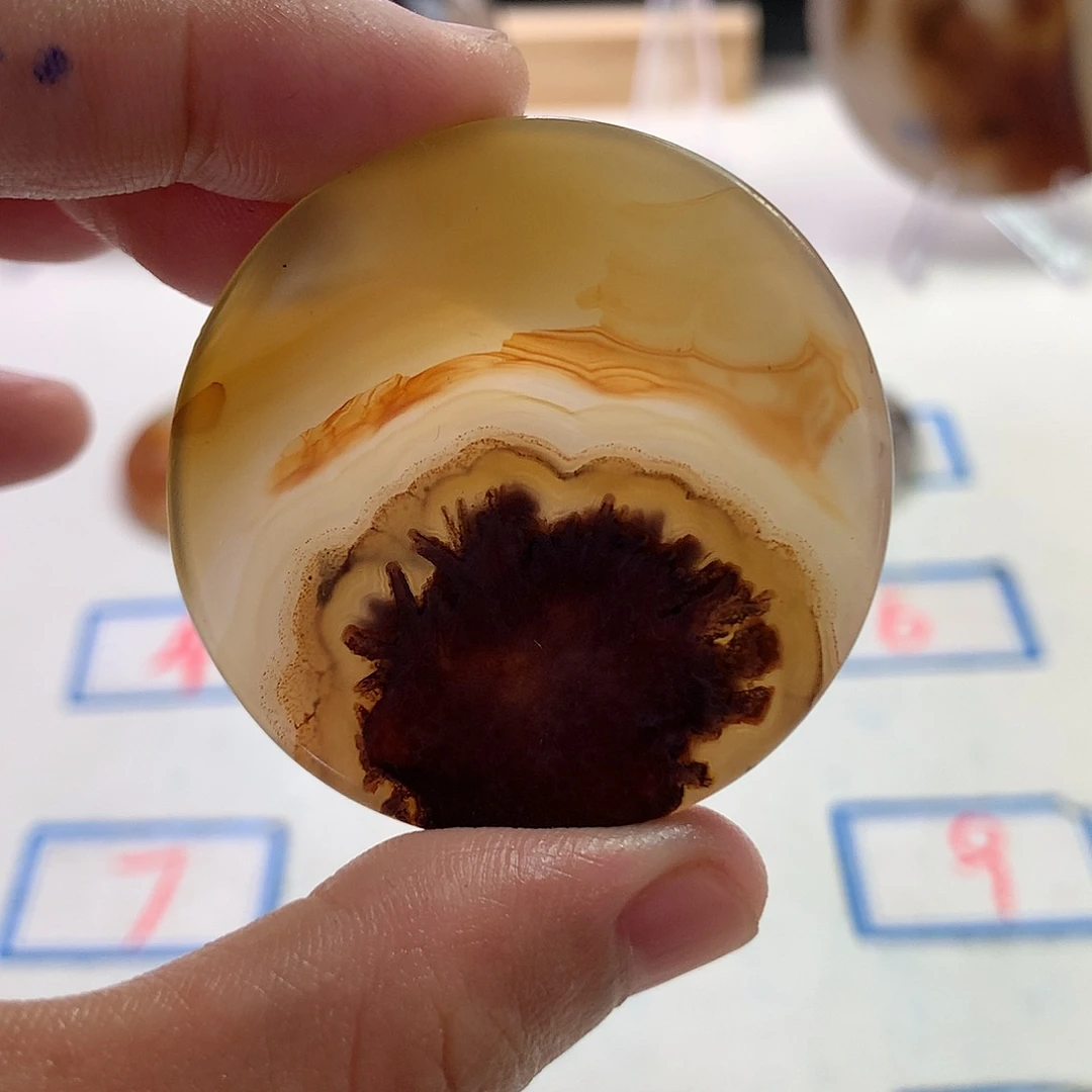 玛瑙/玉髓未镶嵌珠宝半成品