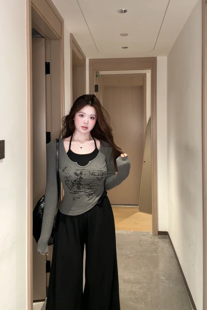 微胖mm大码美式做旧印花秋款显瘦辣妹假两件上衣复古设计感两件套