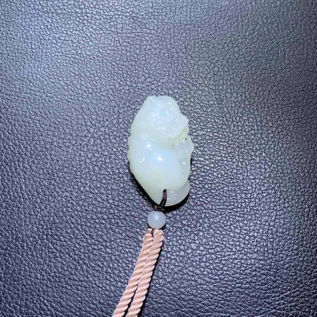 和田玉颈饰未镶嵌随***玉