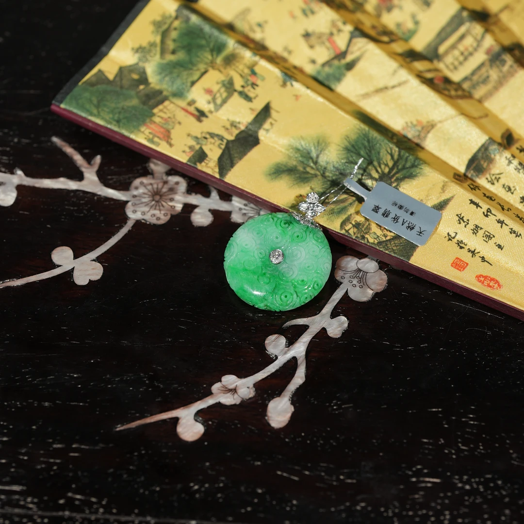 1.5香港王老板-翡翠18k金镶嵌吊坠3y572