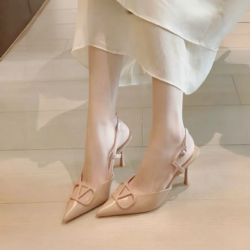 v扣裸色浅口高跟鞋女2025夏季新款细跟配裙子尖头性感包头凉鞋女