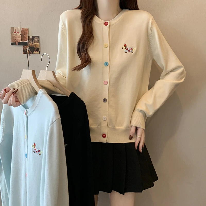 美美哒2025春装新款胖mm大码百软糯开衫狗狗刺绣针织衫女生上衣潮