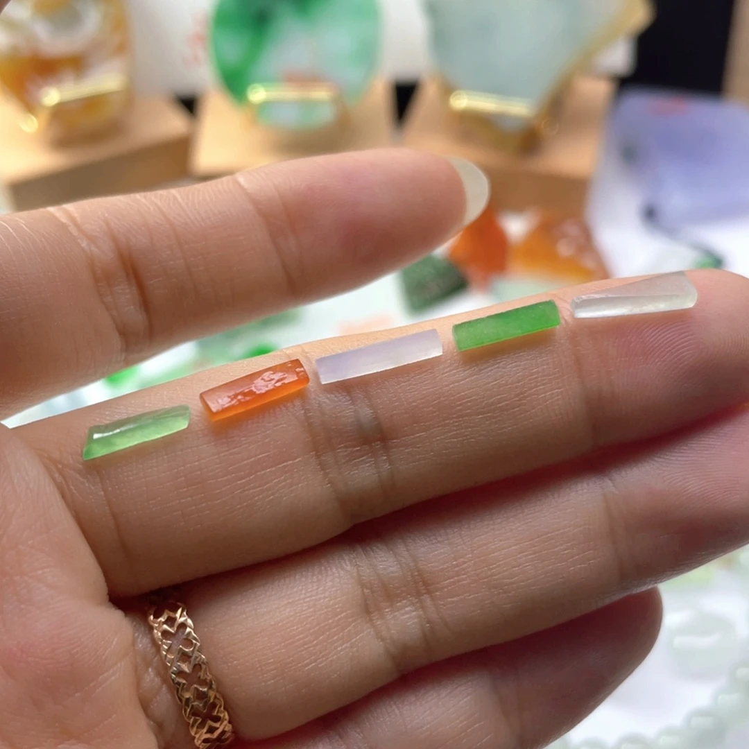 未镶嵌定制翡翠天然缅甸翡翠