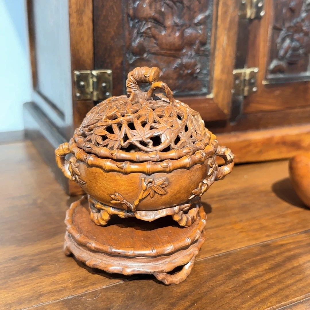 花梨木类黄杨木香炉