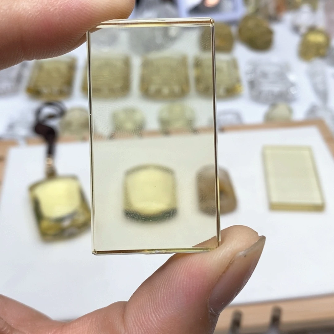 攀***8未镶嵌颈饰水晶无事牌吊坠