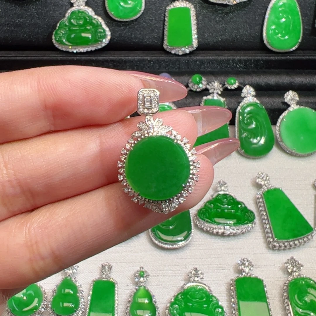 翡翠18K金镶嵌吊坠(不含链)