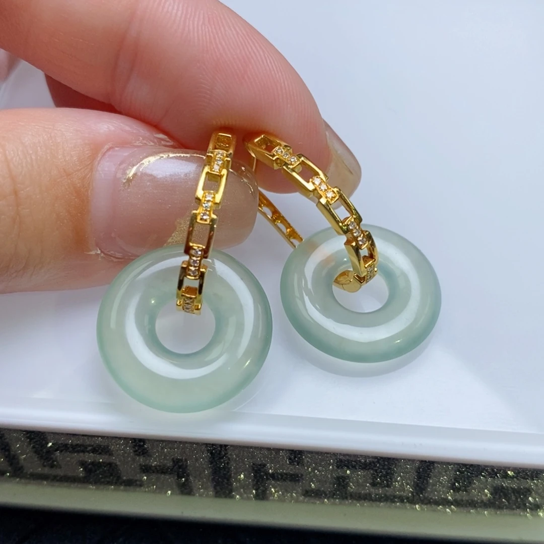 翡翠18K金镶嵌耳饰甜甜圈