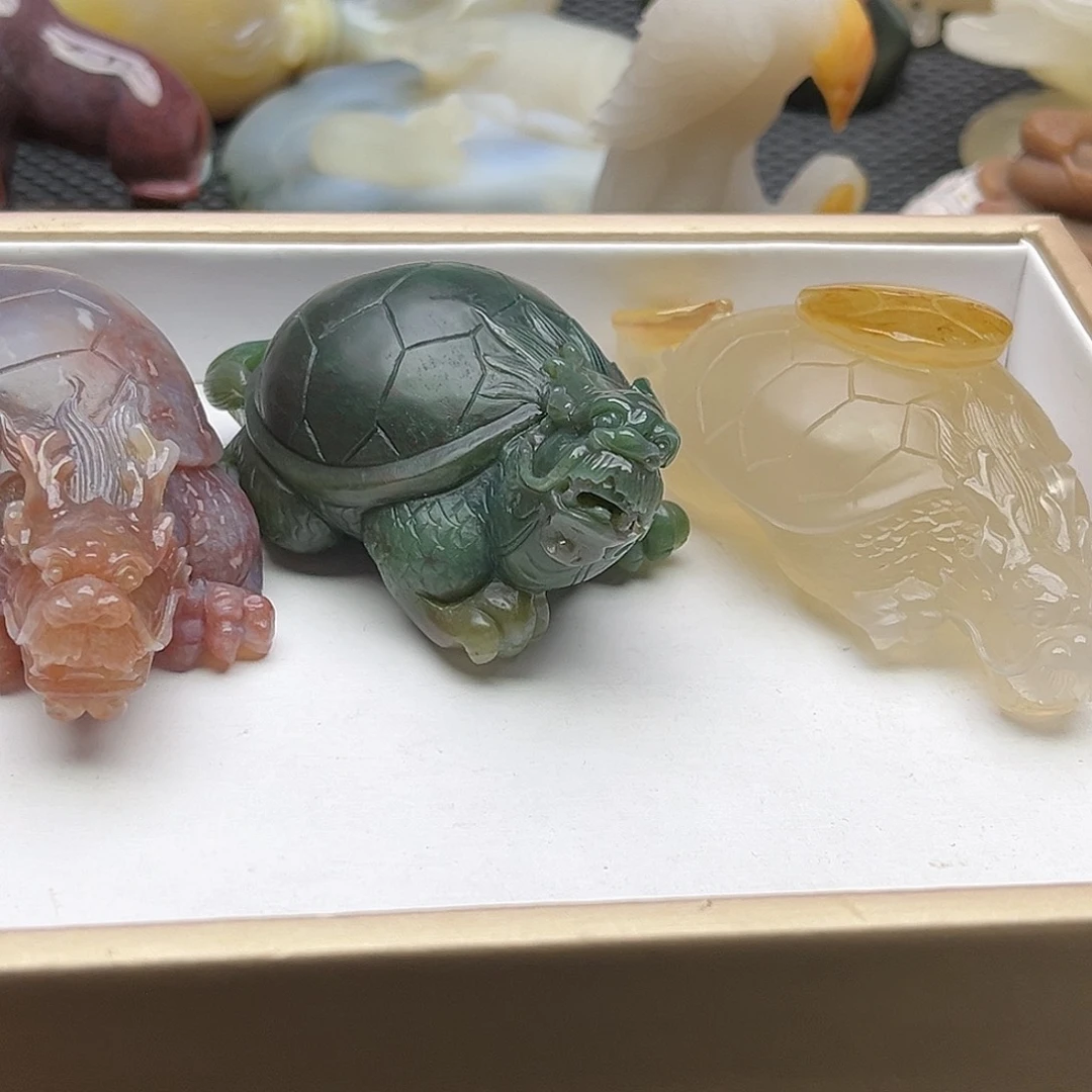 石英质玉摆件未镶嵌何*以