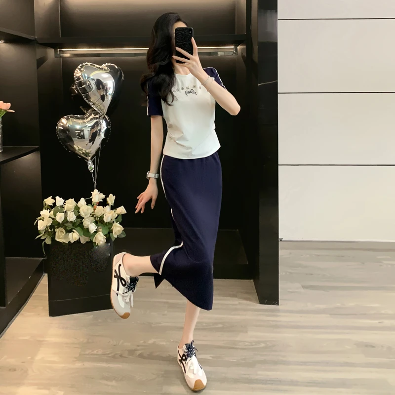 2025夏新款韩系运动风撞色短袖T恤显瘦半身裙休闲百搭显瘦套装女