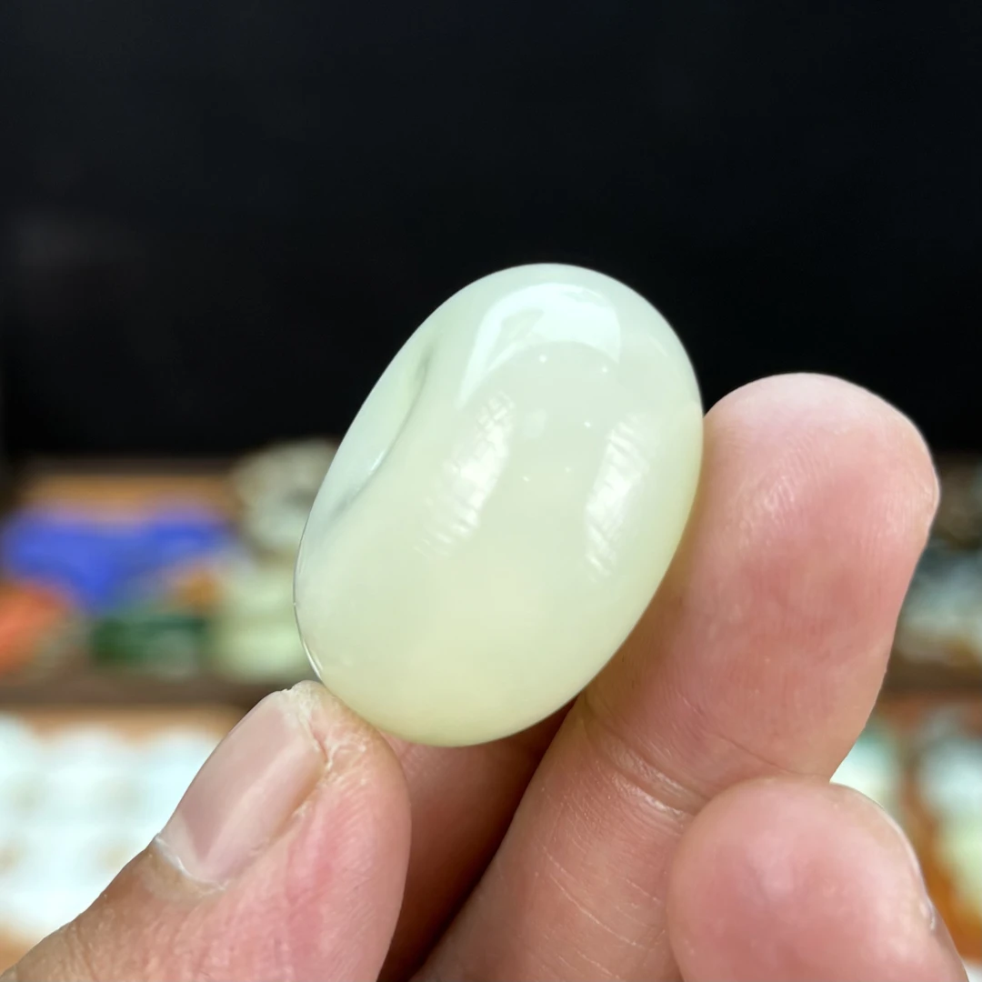 30✖️18和田玉俄料黄白玉胖面包扣平安扣吊坠挂件