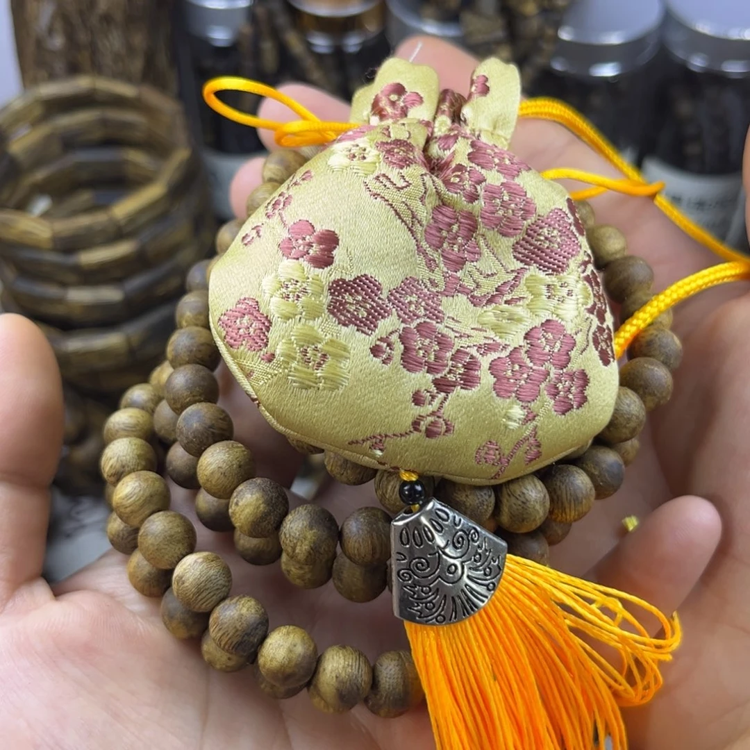 沉香沉香香囊海南乌身圆叶九九沉虫漏卡9单圈多样性发一