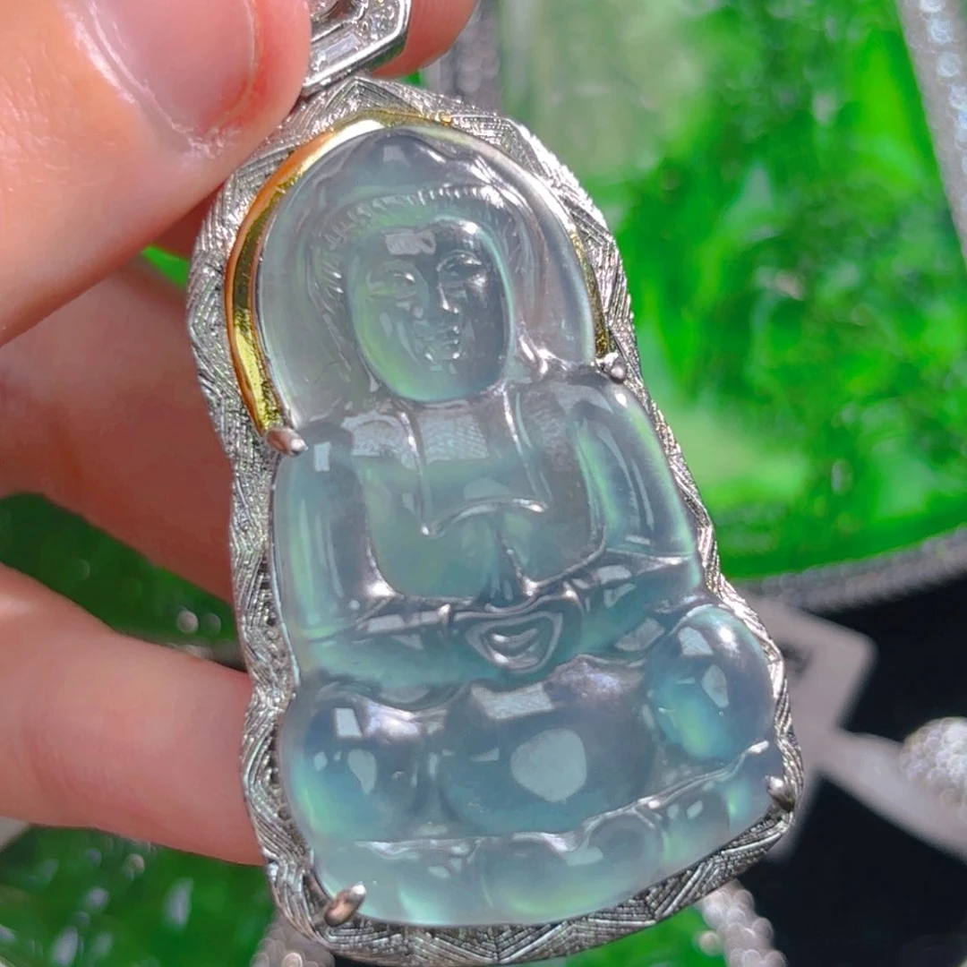 翡翠颈饰未镶嵌观音