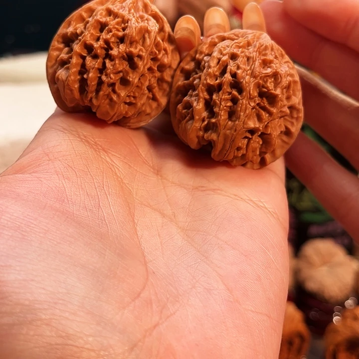 文玩核桃吊坠37野牛