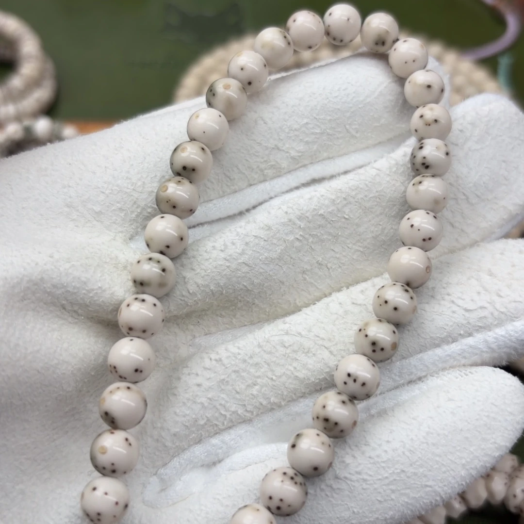 吊坠星月菩提7圆手持金银标