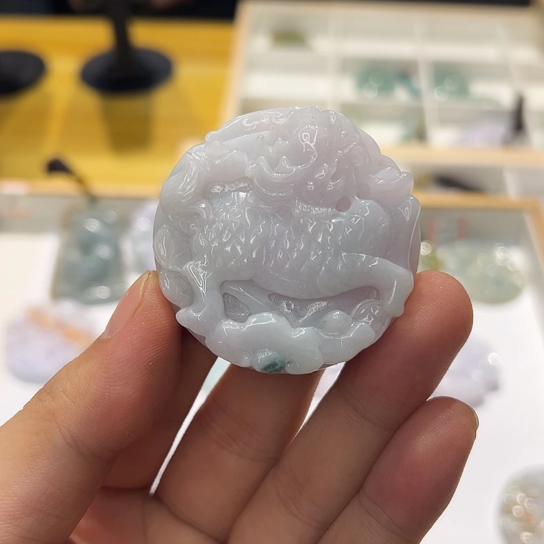 颈饰未镶嵌翡翠挂件