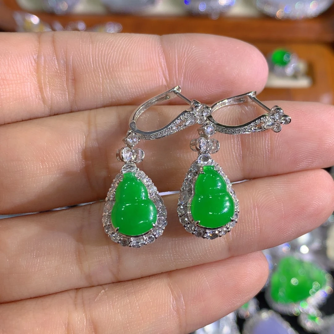 翡翠18K金镶嵌耳饰