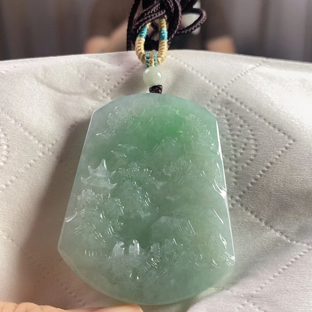 幸****翡翠未镶嵌颈饰吊坠