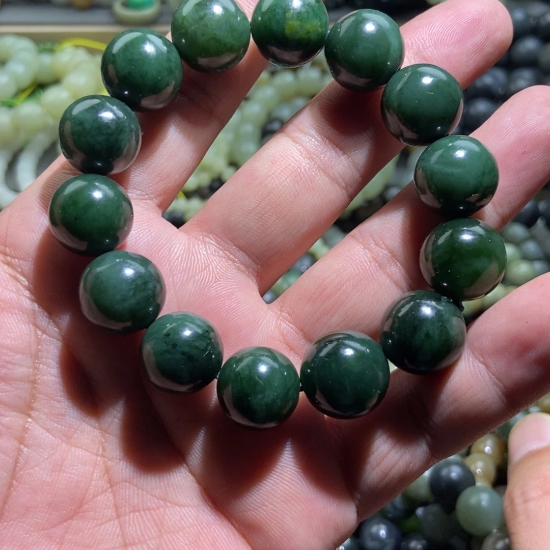 项链未镶嵌和田玉（糖玉）