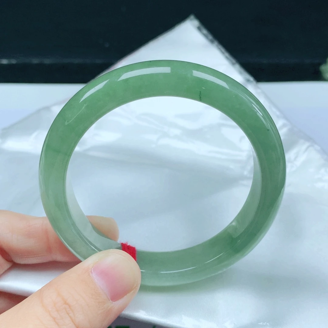 未镶嵌手镯翡翠55