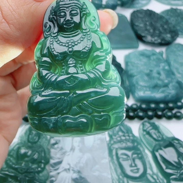 翡翠未镶嵌颈饰多样性发货天然A货翡翠