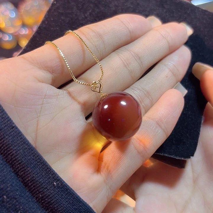 18K金镶嵌蓝珀珠宝奇石