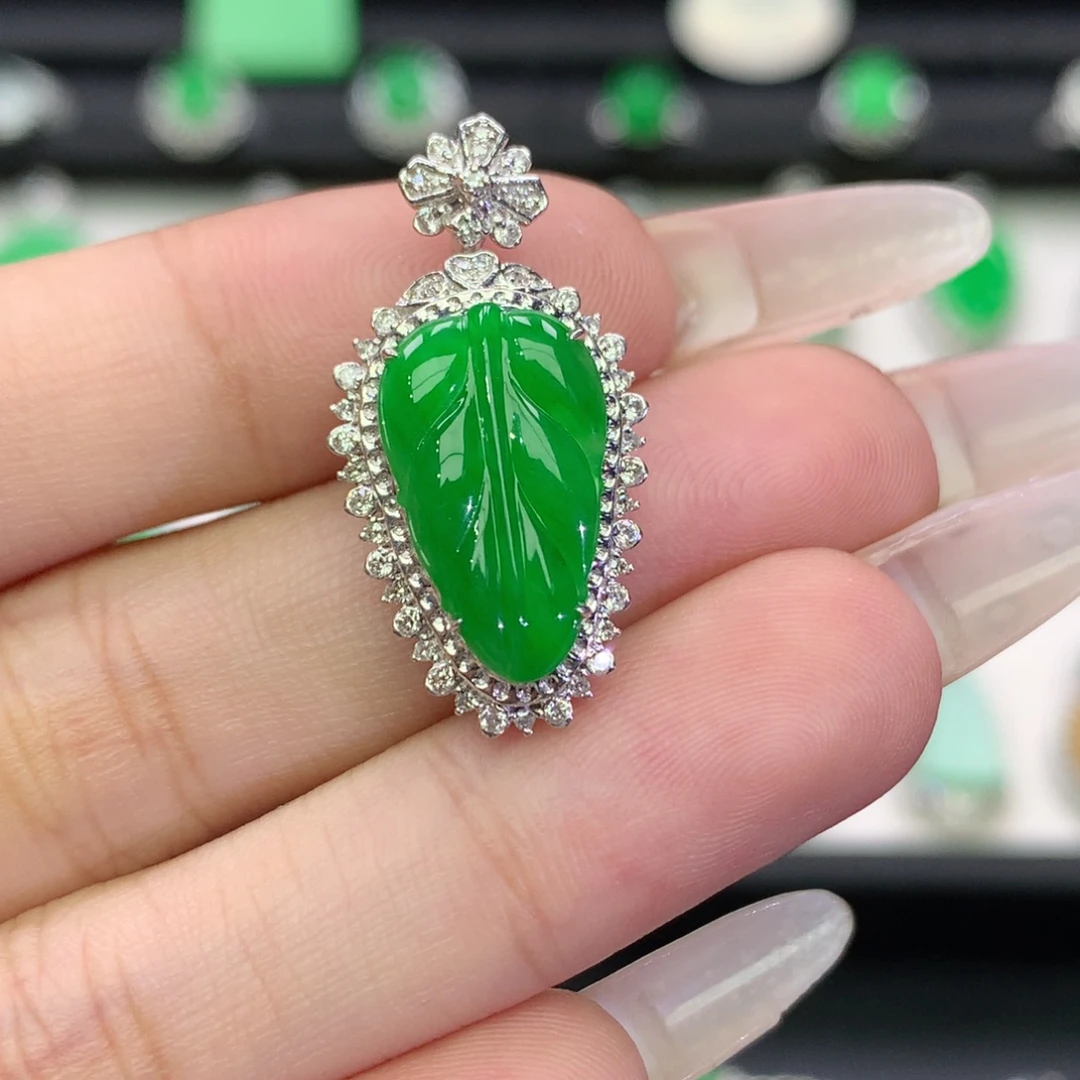 翡翠18K金镶嵌吊坠(不含链)