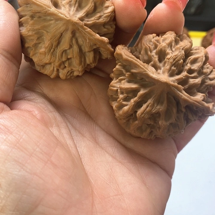 文玩核桃把件矮桩帝王