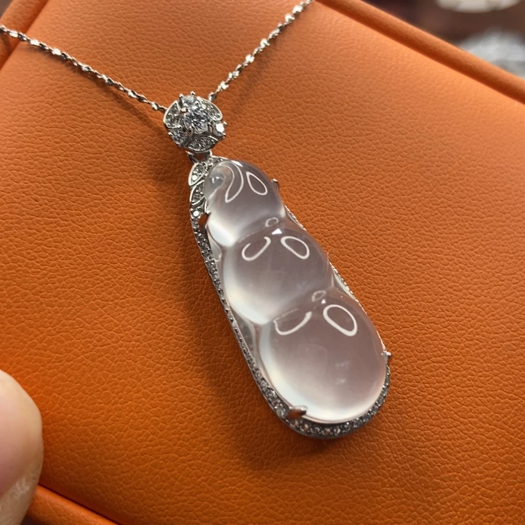 石英质玉颈饰银S925镶嵌