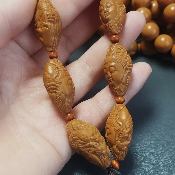 玉龙观音，橄榄核雕工艺