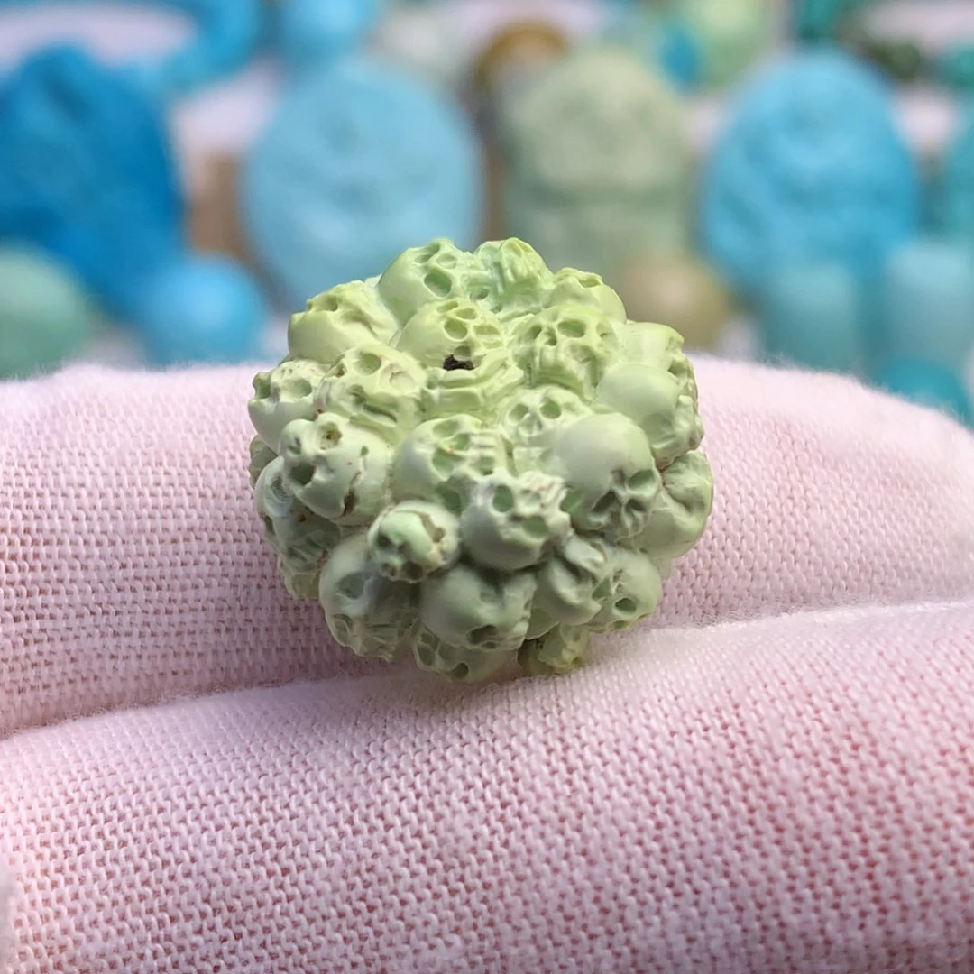 未镶嵌绿松石珠宝奇石