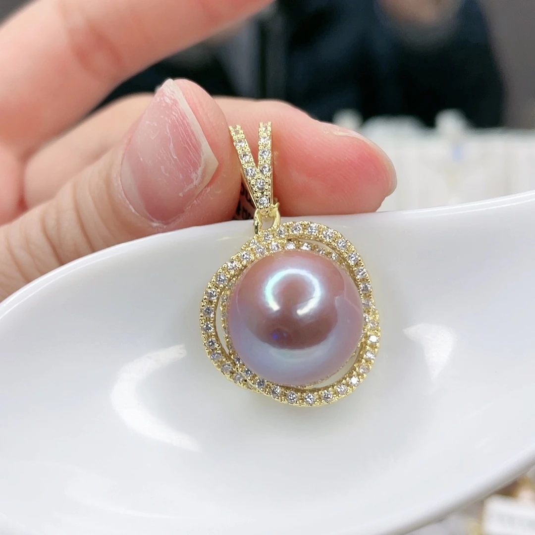 淡水珍珠吊坠(赠链)未镶嵌