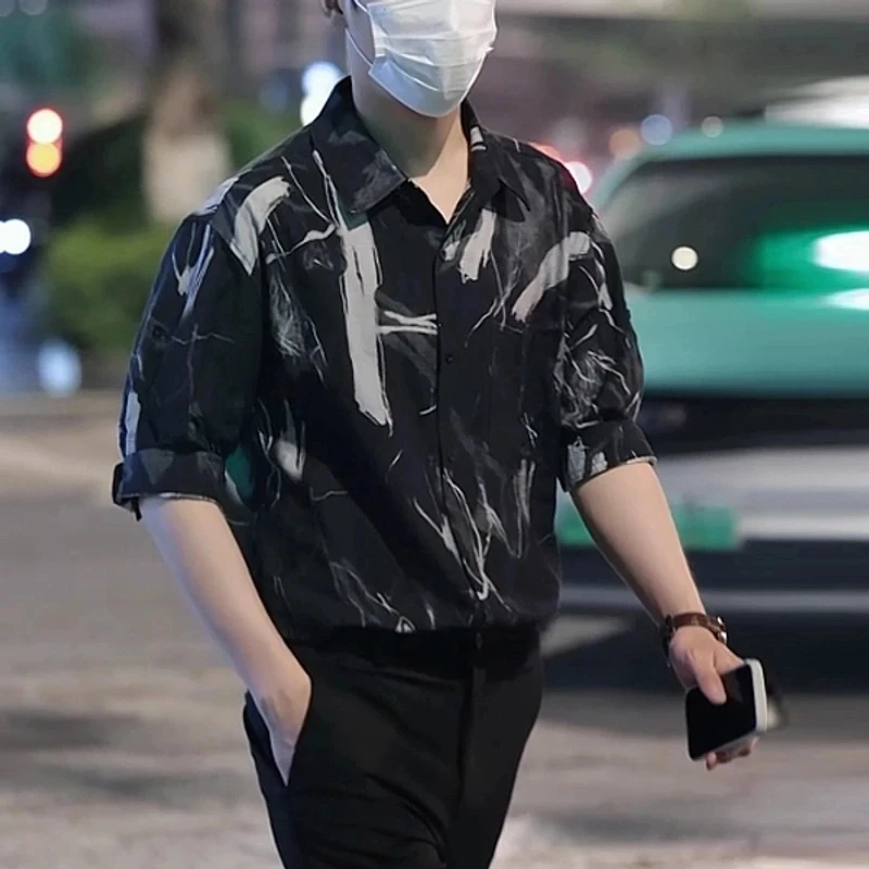 夏季男士中袖衬衫潮流百搭宽松花衬衫薄款休闲短袖8877