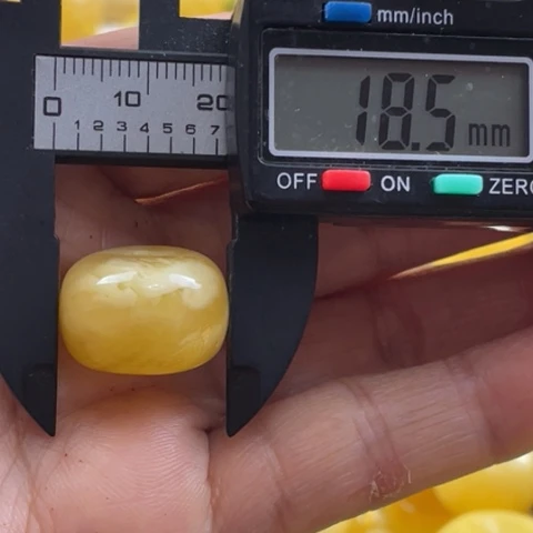 【闪购商品】裸石蜜蜡未镶嵌60杂