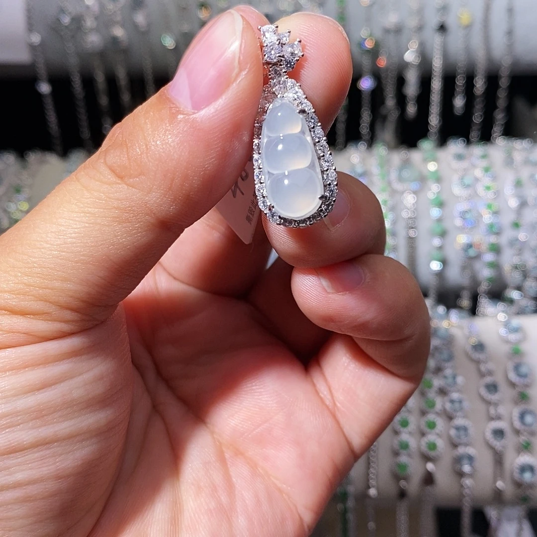 翡翠银S925镶嵌颈饰