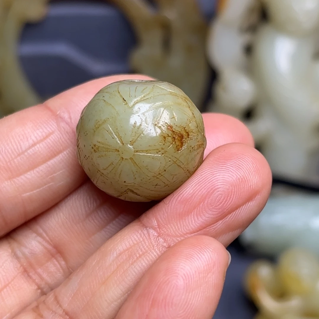 和田玉（糖玉）挂件未镶嵌