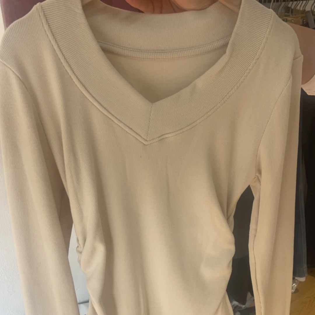 丹宁风耐磨V领长袖速干纯欲风T恤修身百搭打底衫