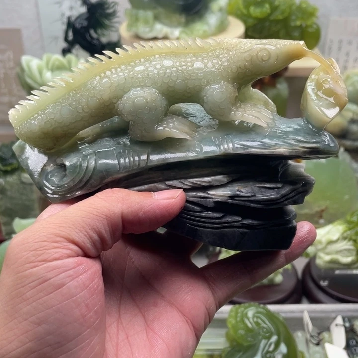 蛇纹石玉未镶嵌四大名玉手把