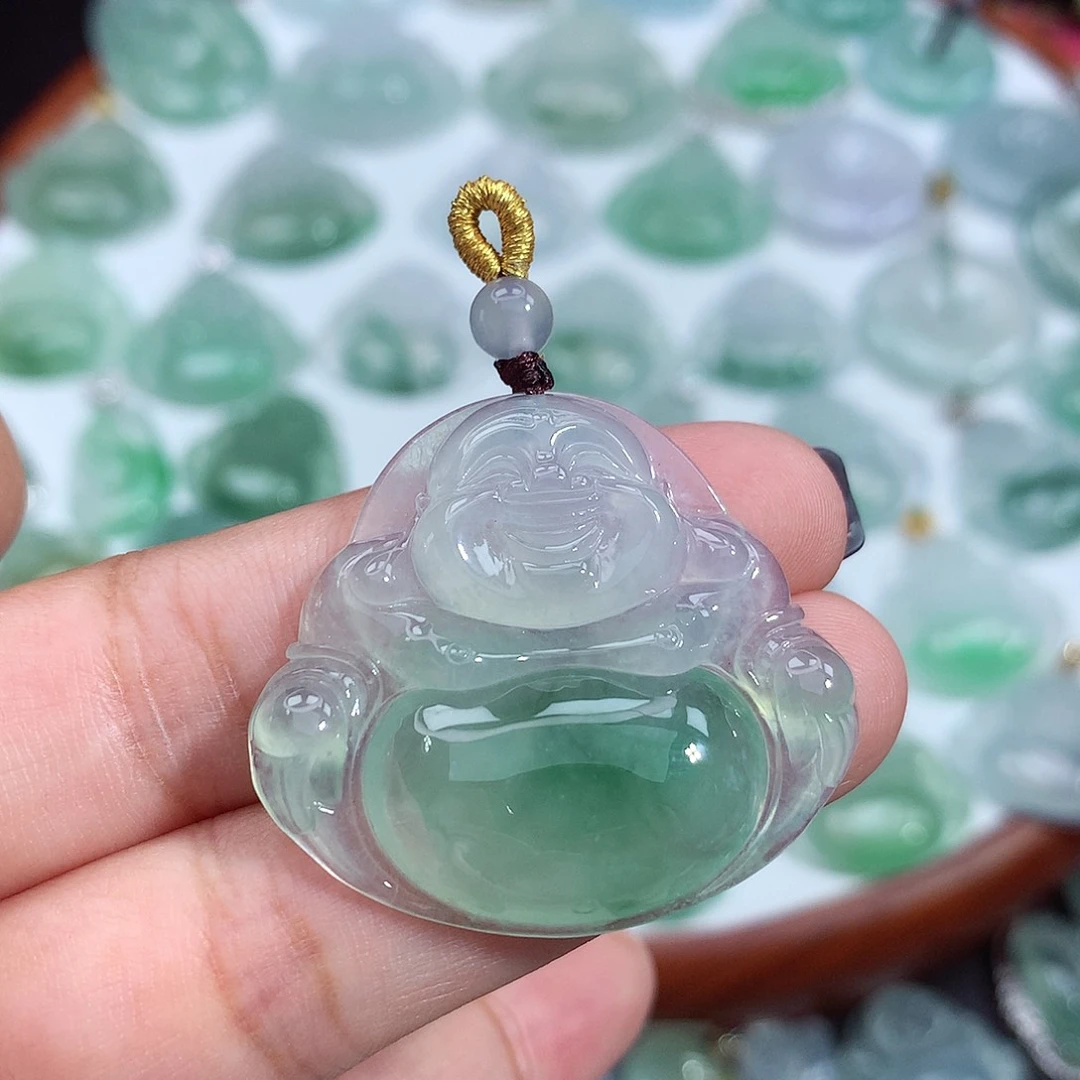 翡翠未镶嵌颈饰佛公