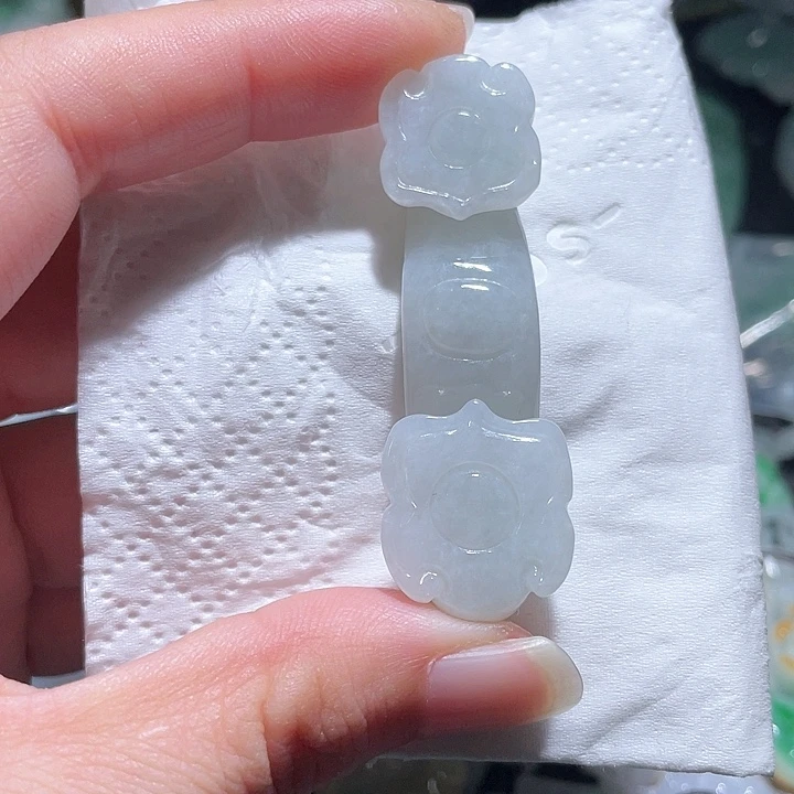 颈饰未镶嵌翡翠天