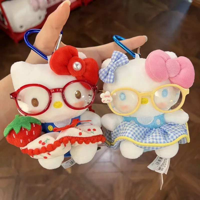 正版HelloKitty少女心红色系手持草莓毛绒kt钥匙扣可爱风包包挂件