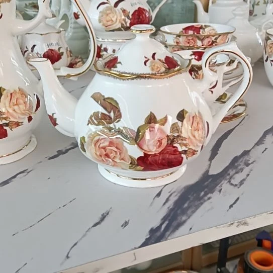 新疆西藏包邮骨质瓷金秋玫瑰手工拍金900毫升茶壶