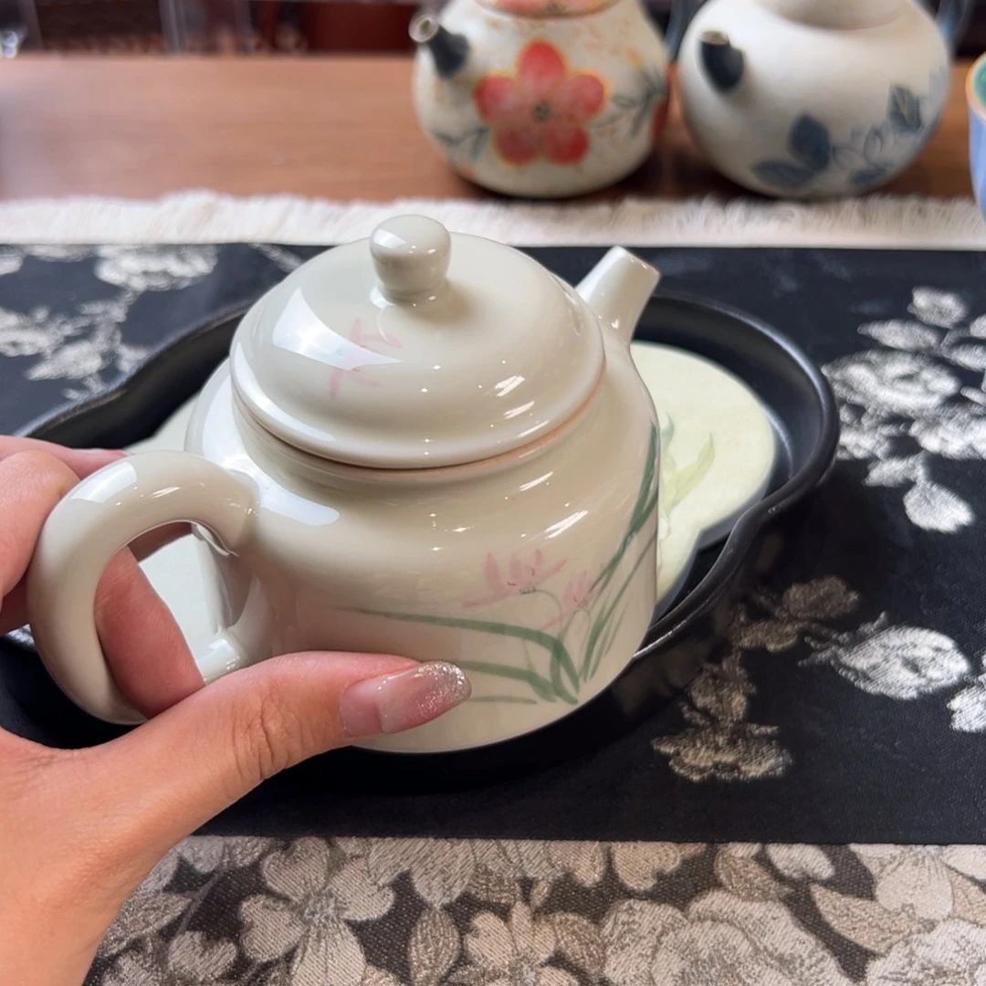 茶具等产品为主要原料的