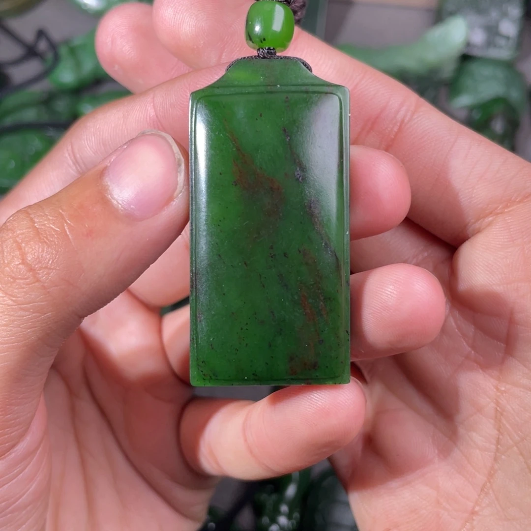 和田玉（碧玉）颈饰未镶嵌沧**粟