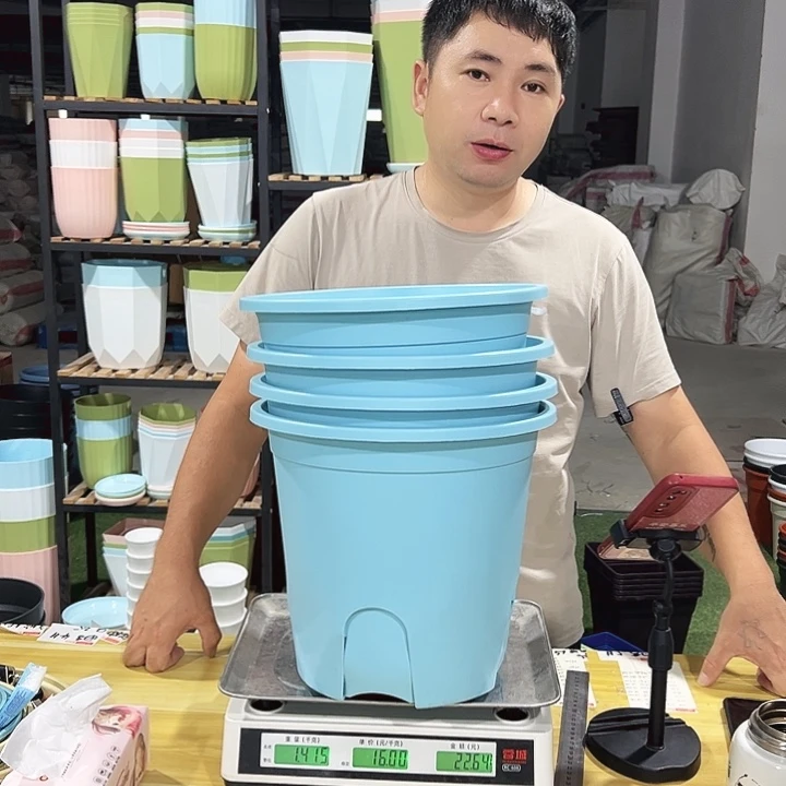 圆控口30高28蓝色4个无托