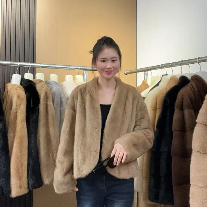 2025新款小红书真貂整貂水貂V领短款时尚百搭秋冬季女款外套