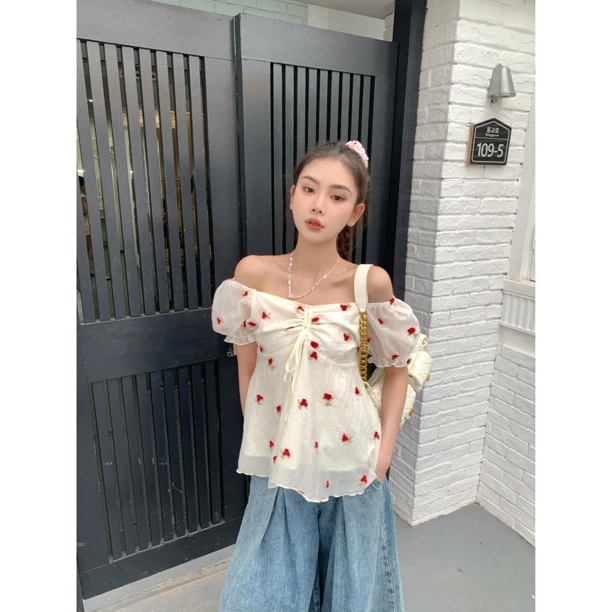 【赵小小&浪漫时区】法式花朵刺绣泡泡袖衬衫设计感抽绳上衣27001